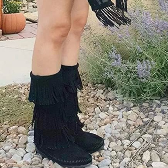 Minnetonka Shoes - Minnetonka 3 layer fringe boho Coastal Cowgirl boots in black suede.Size 8